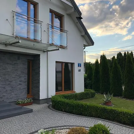 Dom Nad Zalewem Zegrzynskim Apartment