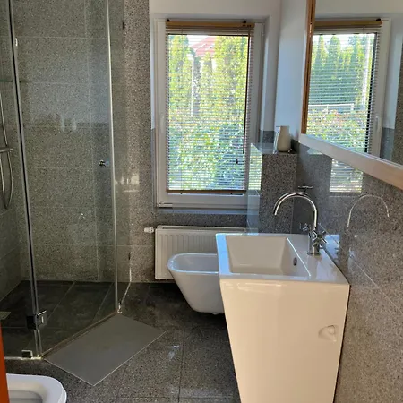 Dom Nad Zalewem Zegrzynskim Apartment